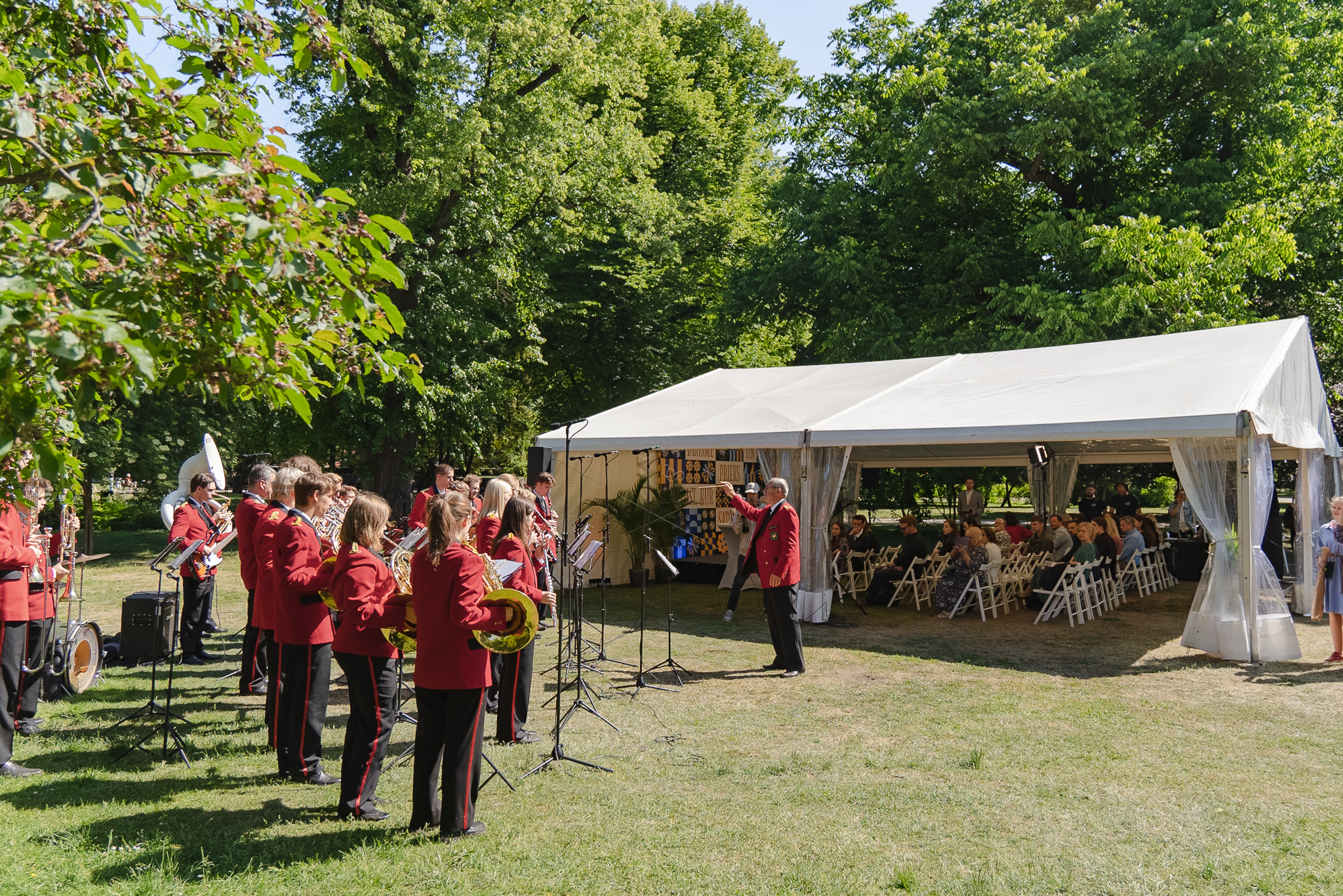 52968803520 Cf323669d6 O